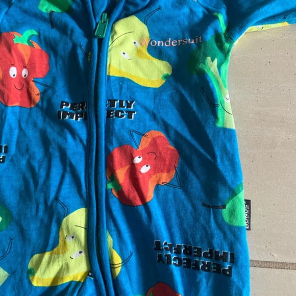 Bonds -vegetables Wondersuit Newborn 0000 - Picture 7 of 8
